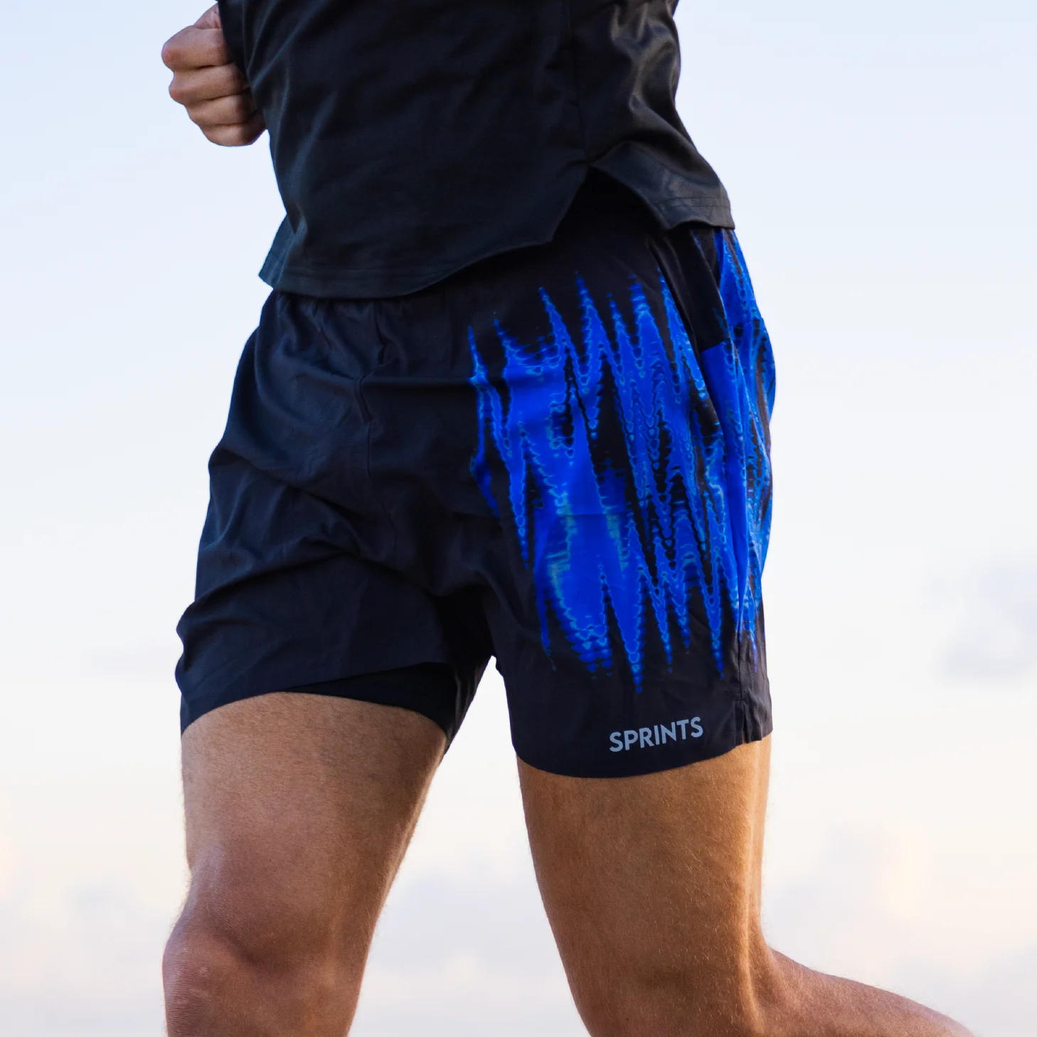 Mens Avigate 5" Fusion Short - Wave Break Electric Indigo - Image 6